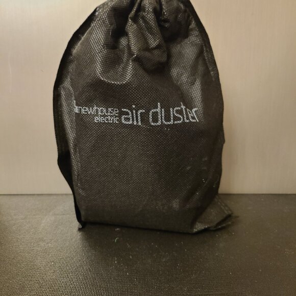 NEWHOUSE ELECTRIC CORDLESS COMPRESSED AIR DUSTER -RECHARGEABLE-3-SPEED-BLACK - Picture 2 of 11